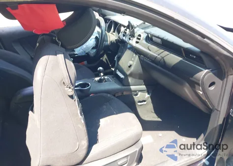 2021 Ford Mustang Gt Fastback z USA, uszkodzony, nr VIN 1FA6P8CF5M5154948